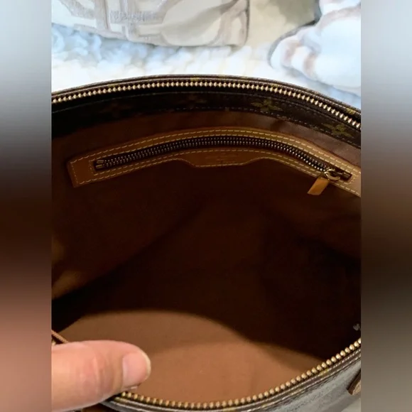 Louis Vuitton Cabas Piano Tote Bag - Picture 15 of 16